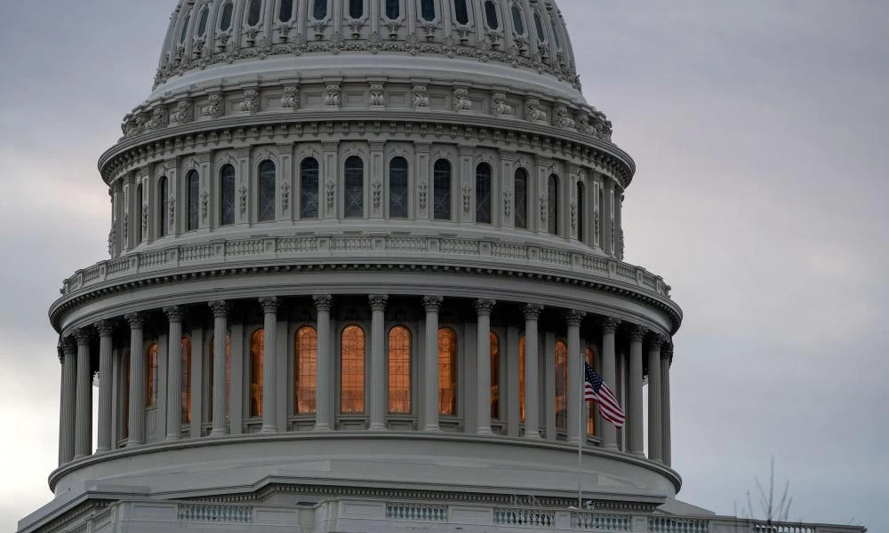 ΗΠΑ: Μπορεί να τα "βρήκαν" με το ζόρι για τον προϋπολογισμό αλλά ακόμα κινδυνεύουν να παραλύσει το κράτος